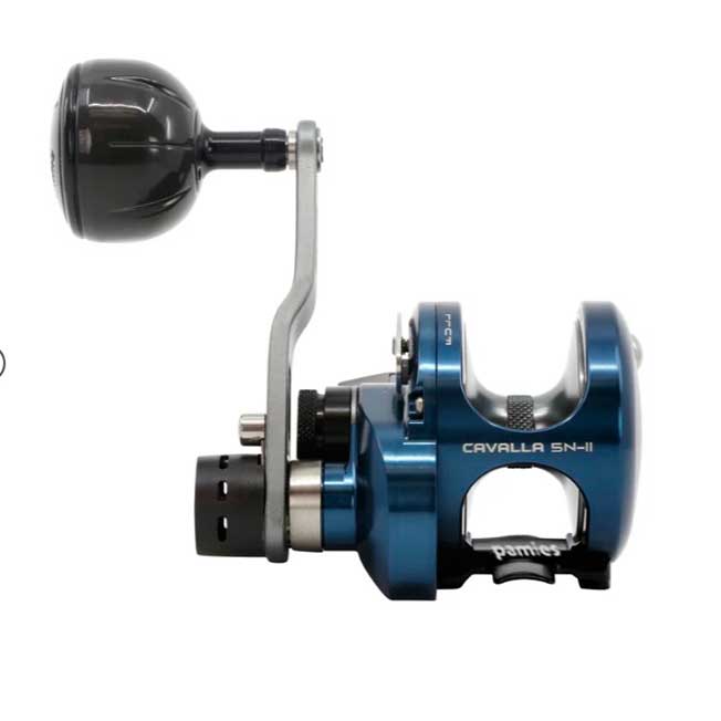 Okuma carrete Cavalla 5N-IILX Limited Edition Midnight Blue Manivela Izquierda - Imagen 2