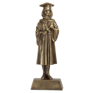 Trofeo graduación resina C-7081. Disponible 1 tamaño